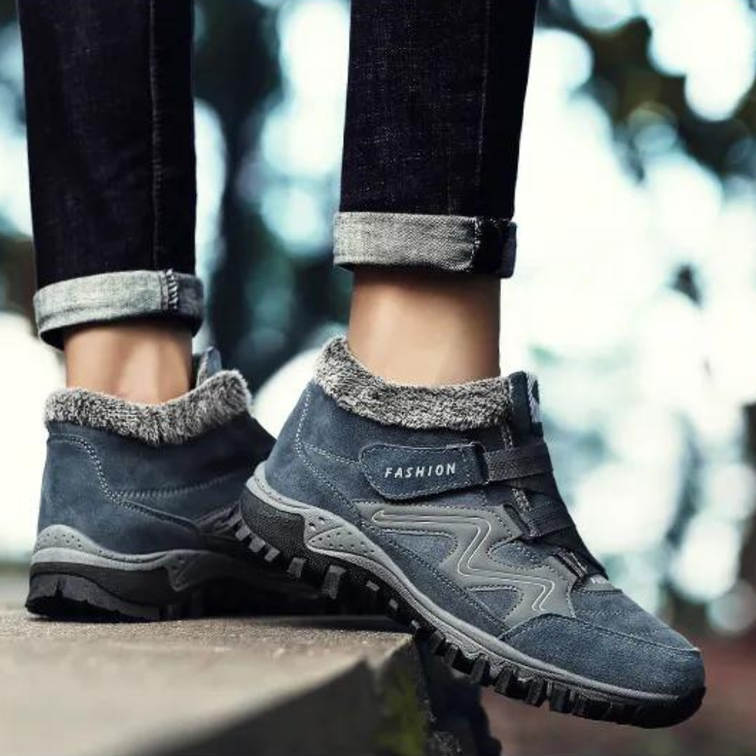 Hilary | Innovative hiking shoes with non-slip sole