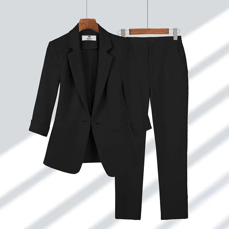 Victoria | Elegant Blazer and Trousers Suit
