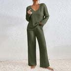 Marian | Two-Piece Set with Trousers and V-Neck Top