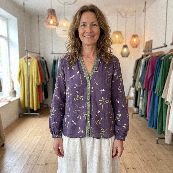 Wena | Floral Button-Down Blouse