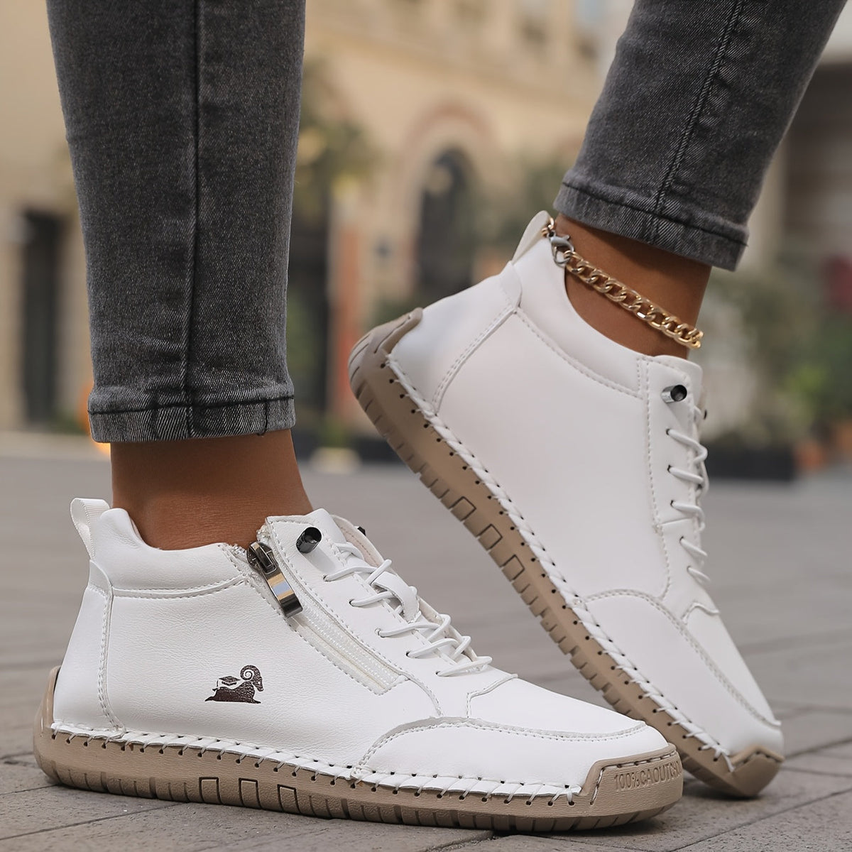Mila | Comfortable Sneakers with Zip