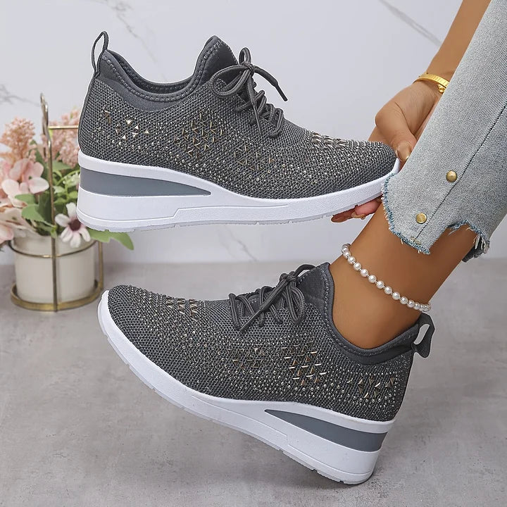 Lisa | Stylish Casual Sneakers