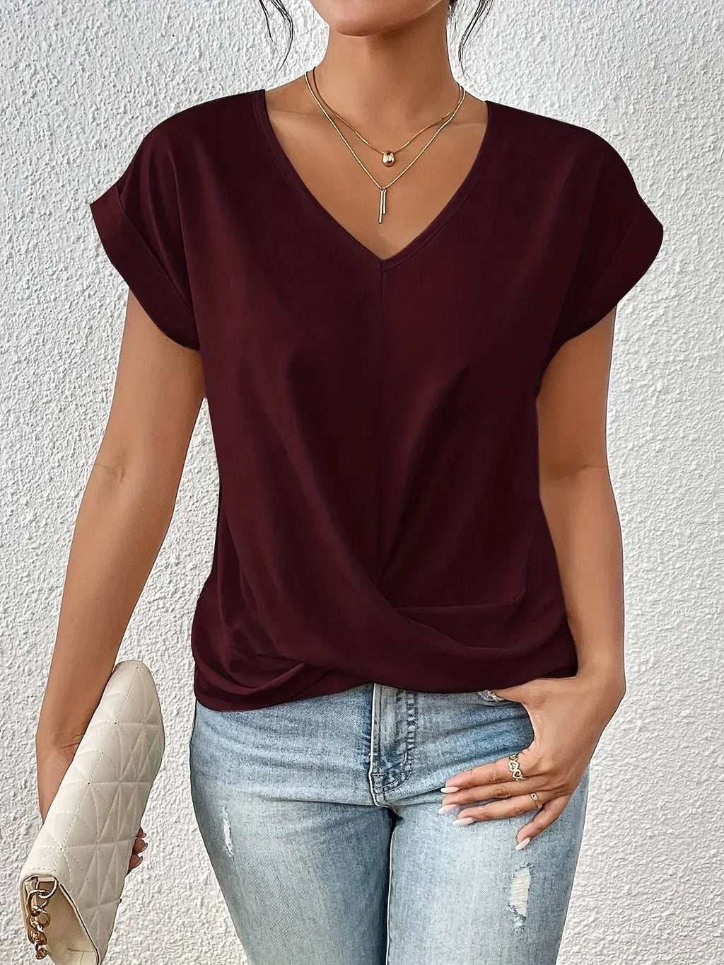 Nilay | Stylish Short-Sleeved V-Neck T-Shirt