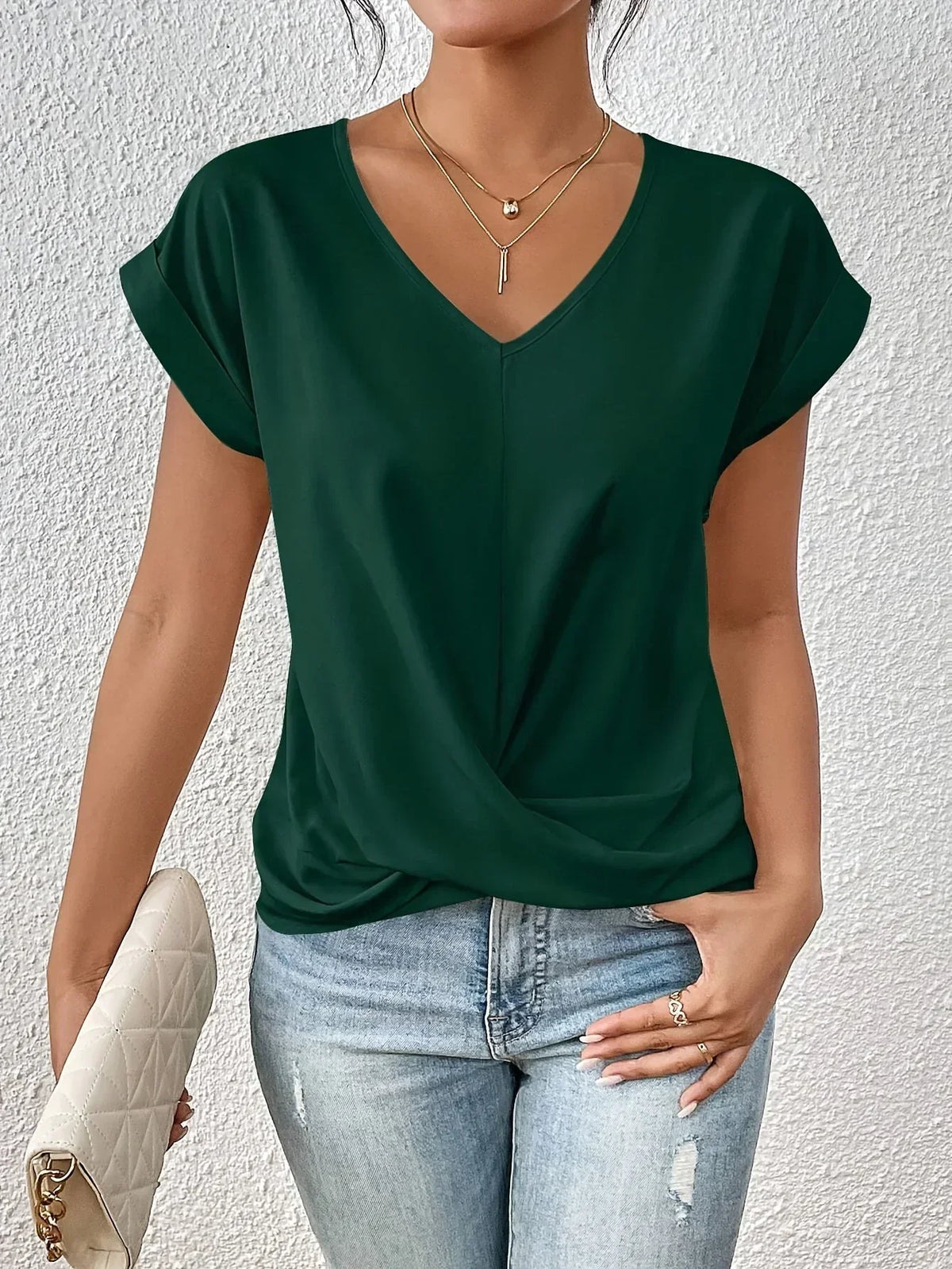 Nilay | Stylish Short-Sleeved V-Neck T-Shirt